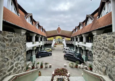 Stuttgart Udvar Szálloda